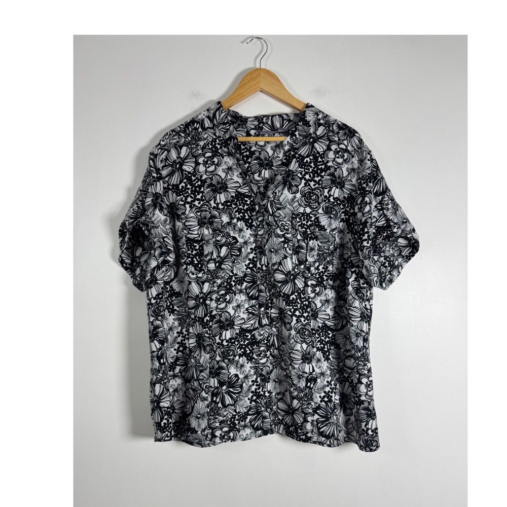 Floral Laura Scott‎ Woman 20/22W Blouse Black White Button Tab Short Sleeve Top